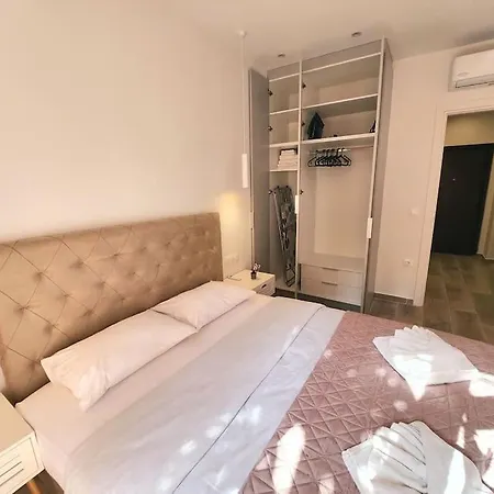 Nice Apartment Near Flisvos Vipgreece-2