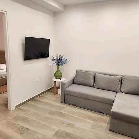Nice Apartment Near Flisvos Vipgreece-3